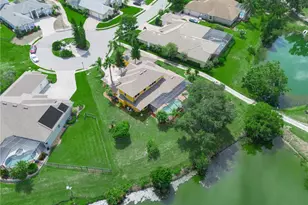 565 Whisper Woods Dr, Lakeland, FL 33813 - Photo 17