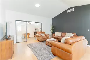 302 La Serena, Winter Haven, FL 33884 - Photo 3