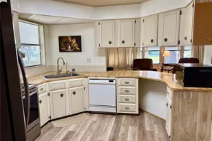 6315 Grove Pointe Dr S E, Winter Haven, FL 33884 - Photo 15