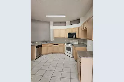 704 Eola Way, Haines City, FL 33844 - Photo 5