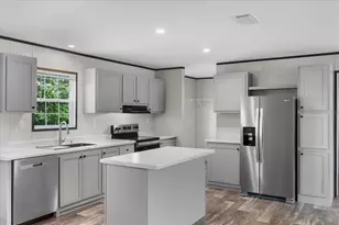 54 Oakridge Dr, Frostproof, FL 33843 - Photo 15