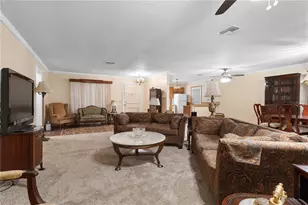 10105 Crown Ct, Orlando, FL 32821 - Photo 5