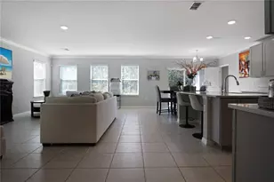 1171 Oak Bluff Dr, Davenport, FL 33837 - Photo 11