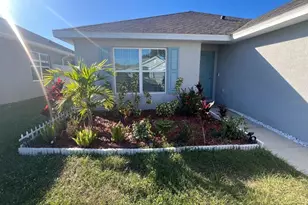 239 Krenson Bay Loop, Winter Haven, FL 33881 - Photo 1