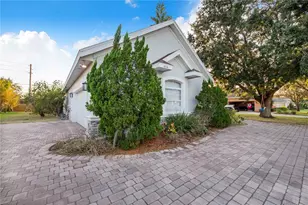 404 Talamone Dr, Winter Haven, FL 33884 - Photo 5