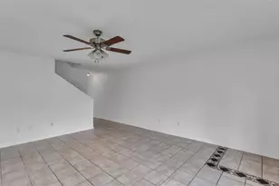 1805 Fluorshire Dr, Brandon, FL 33511 - Photo 11