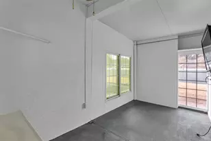 1805 Fluorshire Dr, Brandon, FL 33511 - Photo 27