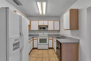 1805 Fluorshire Dr, Brandon, FL 33511 - Photo 21