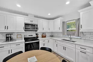 21122 Kersey, Dade City, FL 33523 - Photo 31