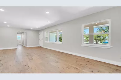 333 Lake Otis Drive SE, Winter Haven, FL 33880 - Photo 17