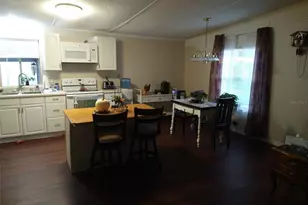 8454 Breeze Hill Dr, Lake Wales, FL 33898 - Photo 15