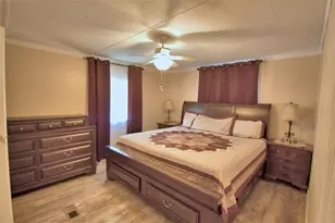 8454 Breeze Hill Dr, Lake Wales, FL 33898 - Photo 25