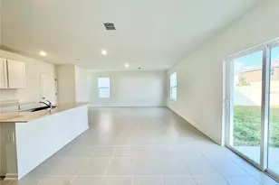 3555 Kimbrough Dr, Lake Wales, FL 33853 - Photo 9