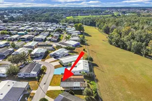 1758 Fox Hill Dr, Lakeland, FL 33810 - Photo 5