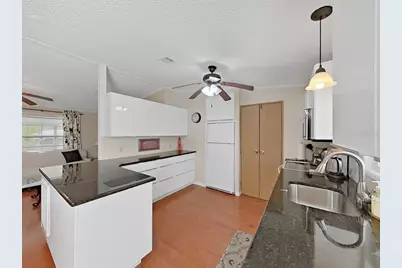 1758 Fox Hill Dr, Lakeland, FL 33810 - Photo 19