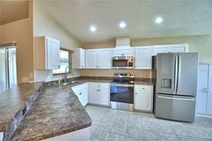 3425 Stoneway Dr, Lakeland, FL 33812 - Photo 17