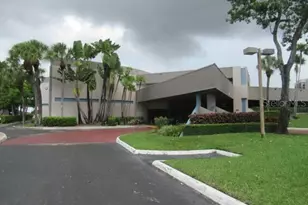 1100 Colony Point Cir, Pembroke Pines, FL 33026 - Photo 41