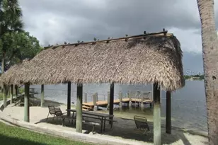 1100 Colony Point Cir, Pembroke Pines, FL 33026 - Photo 31