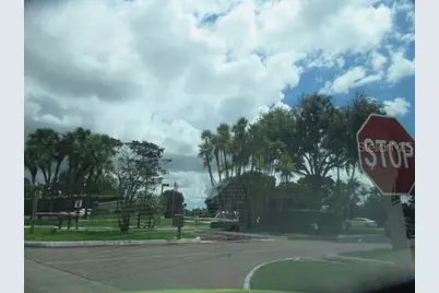 1100 Colony Point Circle #518, Pembroke Pines, FL 33026 - Photo 39