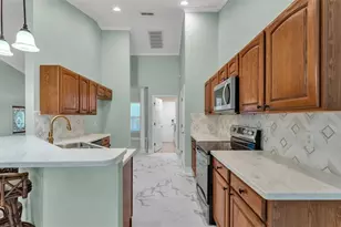 3875 Alamanda Hills Pl, Lakeland, FL 33813 - Photo 15