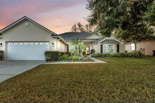 3875 Alamanda Hills Pl, Lakeland, FL 33813 - Photo 7