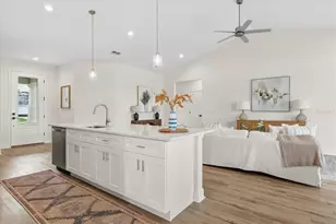 4954 San Ignacio Dr, Sebring, FL 33872 - Photo 11