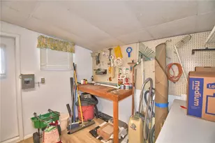 4251 Cedarwood St, Winter Haven, FL 33880 - Photo 9