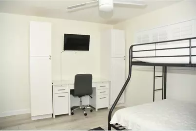 601 N McDonald Street #206, Mount Dora, FL 32757 - Photo 17