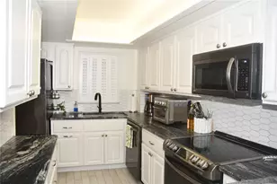 601 N McDonald St, Mount Dora, FL 32757 - Photo 15