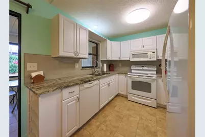 2214 Hidden Creek Circle, Sebring, FL 33870 - Photo 11