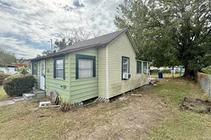 1607 2nd St SE, Winter Haven, FL 33880 - Photo 7