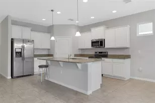 145 Waterside Cir, Winter Haven, FL 33880 - Photo 9