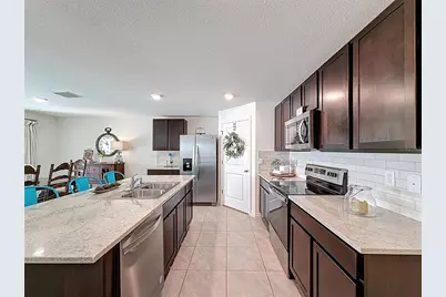 6818 SE 112th Place, Belleview, FL 34420 - Photo 9