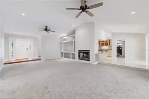 720 Santa Maria Dr, Winter Haven, FL 33884 - Photo 3