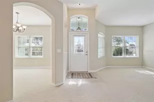 2925 Dayton Dr, Winter Haven, FL 33884 - Photo 3