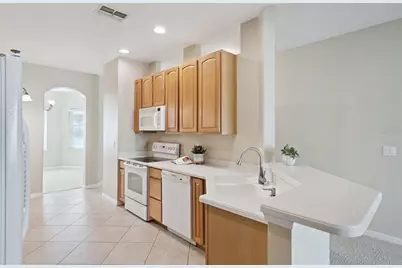 2925 Dayton Drive, Winter Haven, FL 33884 - Photo 11