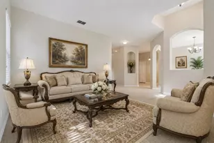 2925 Dayton Dr, Winter Haven, FL 33884 - Photo 5