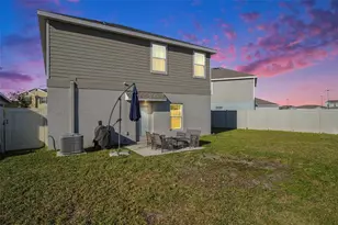 868 Timberland Dr, Eagle Lake, FL 33839 - Photo 3