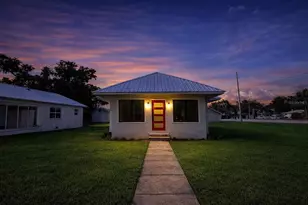 107 Ave F SW, Winter Haven, FL 33880 - Photo 1