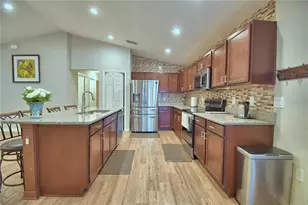 710 Persian Dr, Haines City, FL 33844 - Photo 3