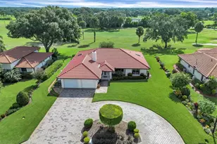 517 Clubhouse Dr, Lake Wales, FL 33898 - Photo 5