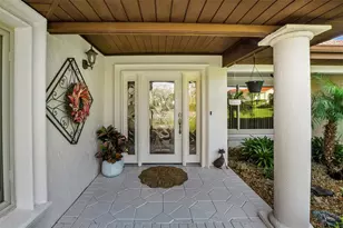 517 Clubhouse Dr, Lake Wales, FL 33898 - Photo 7