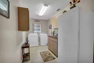 517 Clubhouse Dr, Lake Wales, FL 33898 - Photo 41