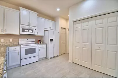 1614 Linz Court, Winter Haven, FL 33884 - Photo 7