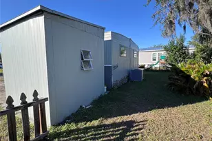 11 Robin Ln, Winter Haven, FL 33880 - Photo 3