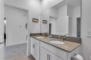 9238 Sommerset Hills Dr, Davenport, FL 33896 - Photo 63