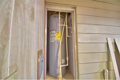 4319 Cherrywood Street, Winter Haven, FL 33880 - Photo 9