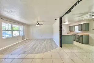 1390 10th Ct NE, Winter Haven, FL 33881 - Photo 3