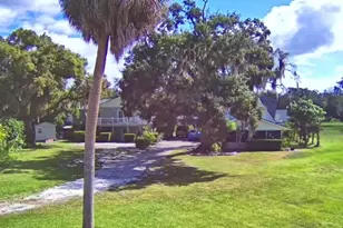 201 Lake Bonny Dr E, Lakeland, FL 33801 - Photo 9