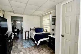 7041 Fairview Village Cir, Winter Haven, FL 33881 - Photo 11